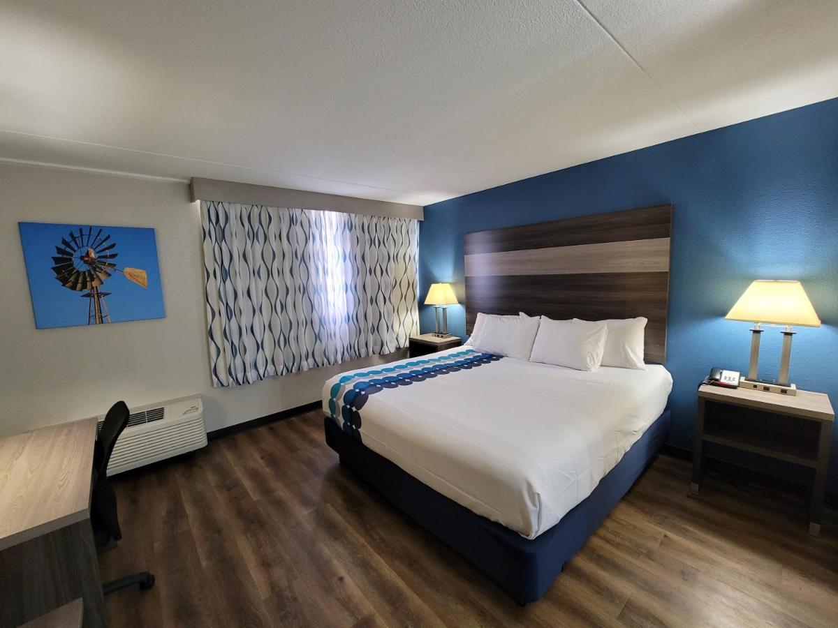 Wingate By Wyndham Wichita Airport Hotell Eksteriør bilde