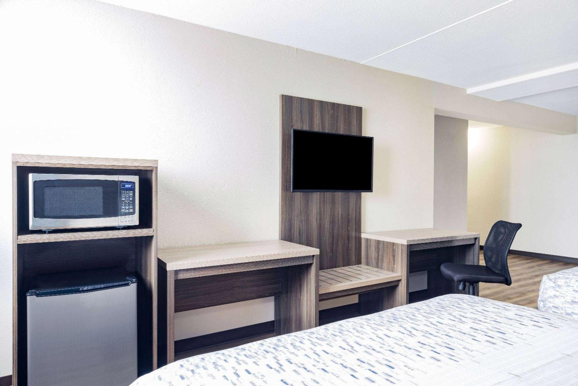 Wingate By Wyndham Wichita Airport Hotell Eksteriør bilde