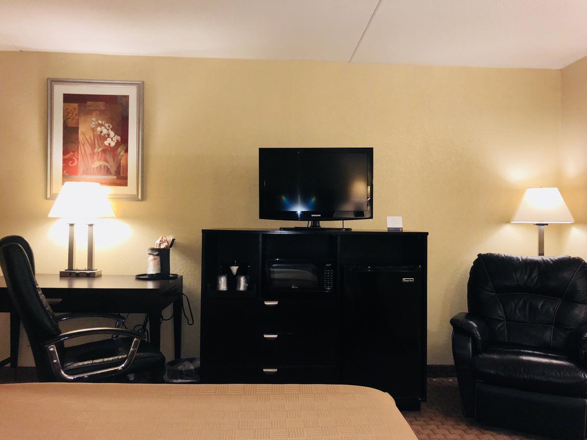 Wingate By Wyndham Wichita Airport Hotell Eksteriør bilde