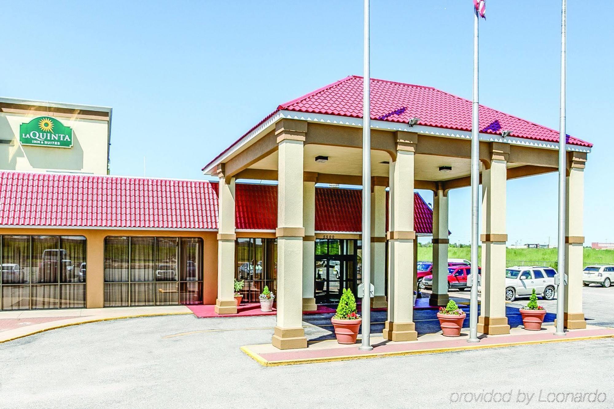 Wingate By Wyndham Wichita Airport Hotell Eksteriør bilde