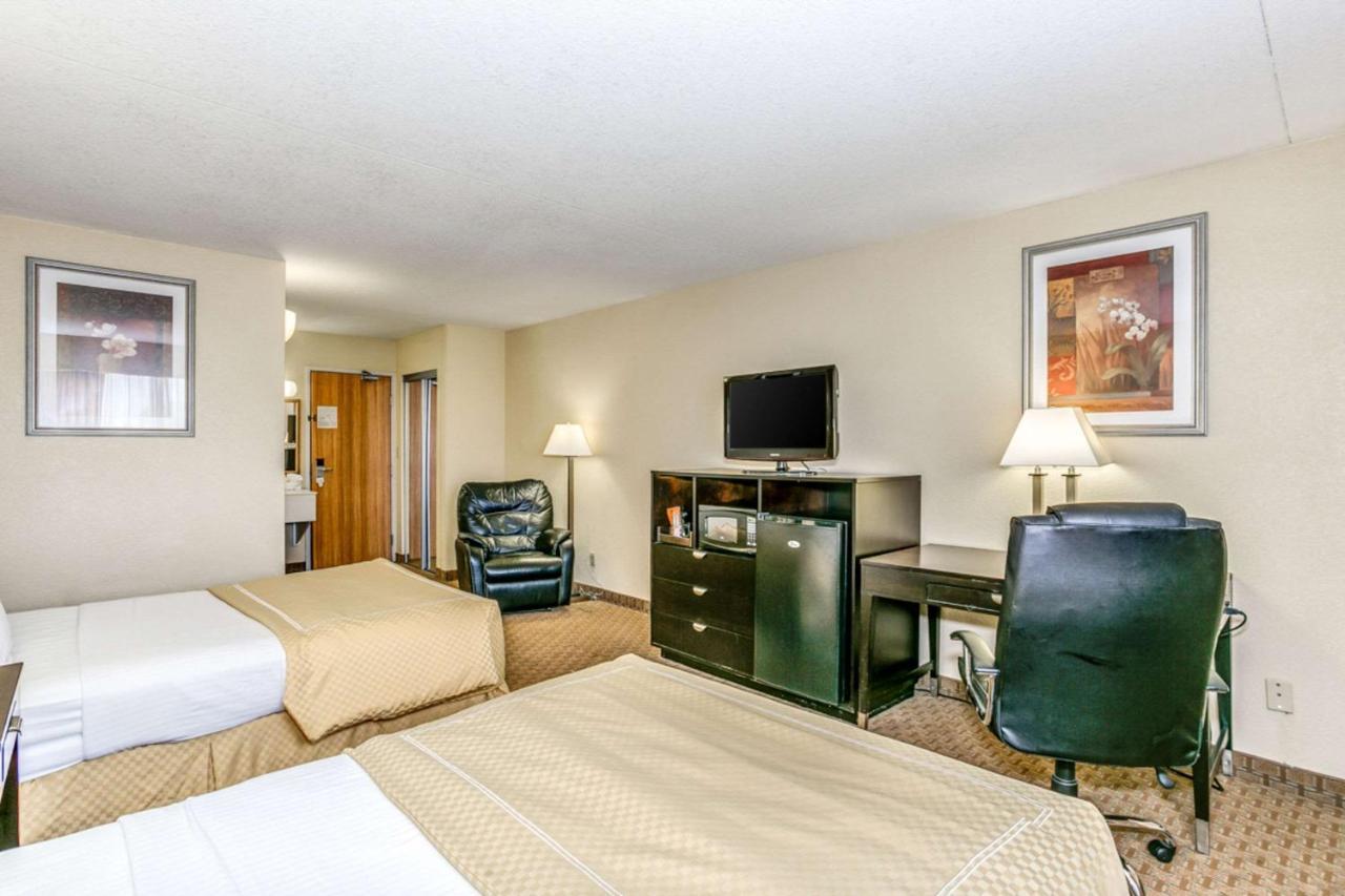 Wingate By Wyndham Wichita Airport Hotell Eksteriør bilde