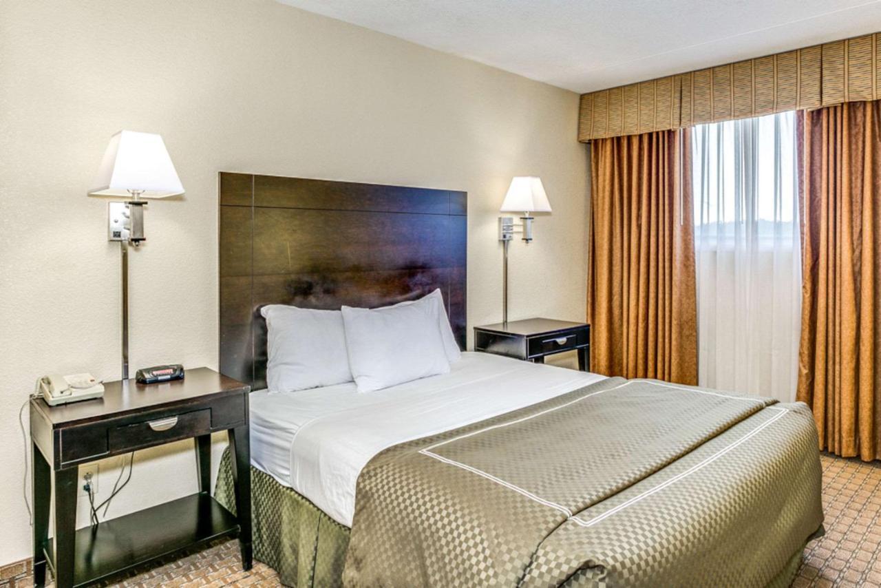 Wingate By Wyndham Wichita Airport Hotell Eksteriør bilde